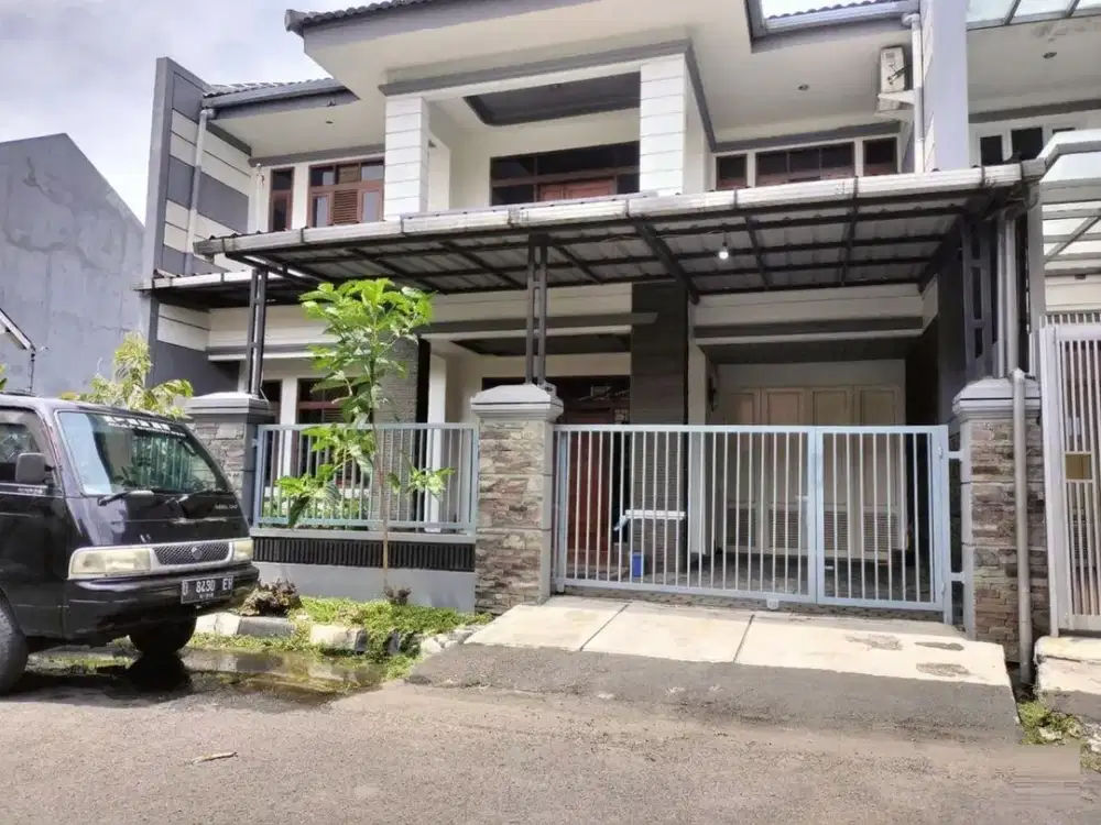 Rumah mewah  siap huni di kawasan prestisius Batununggal Indah, Bandung
