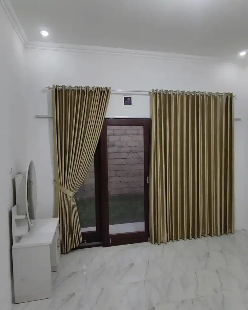 Gorden Murah Blackout Import