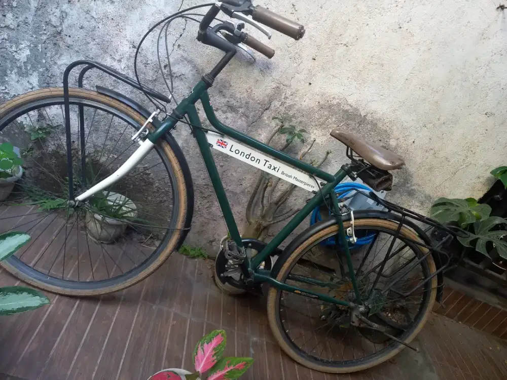 Jual sepeda onthel merk london taxi green army