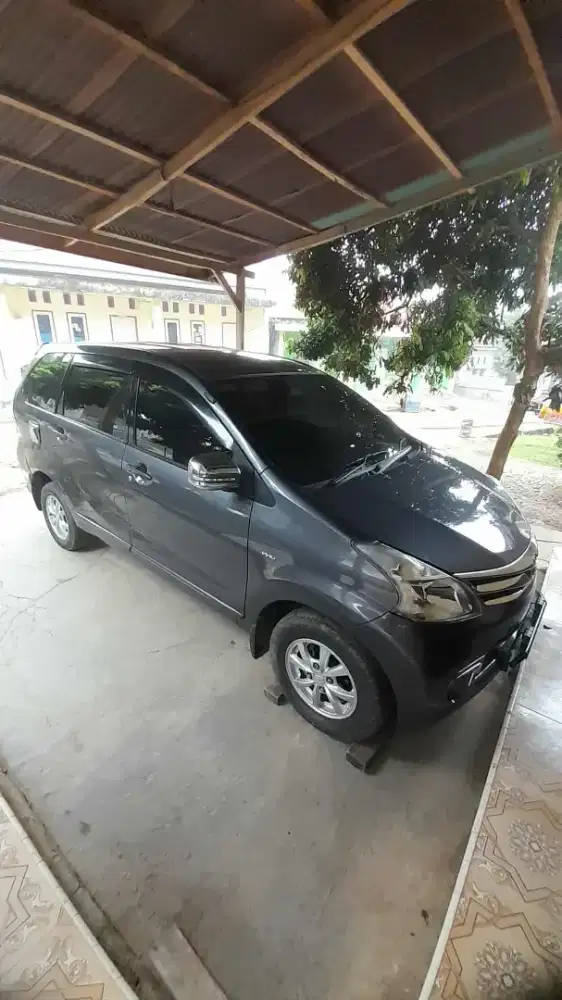 Avanza g 2013 akhir doble airbag pemakaian pribadi.