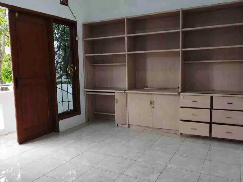 DIJUAL MURAH RUMAH 2 LANTAI DI KOMPLEK PASADENA RESIDENCE, CARINGIN BANDUNG