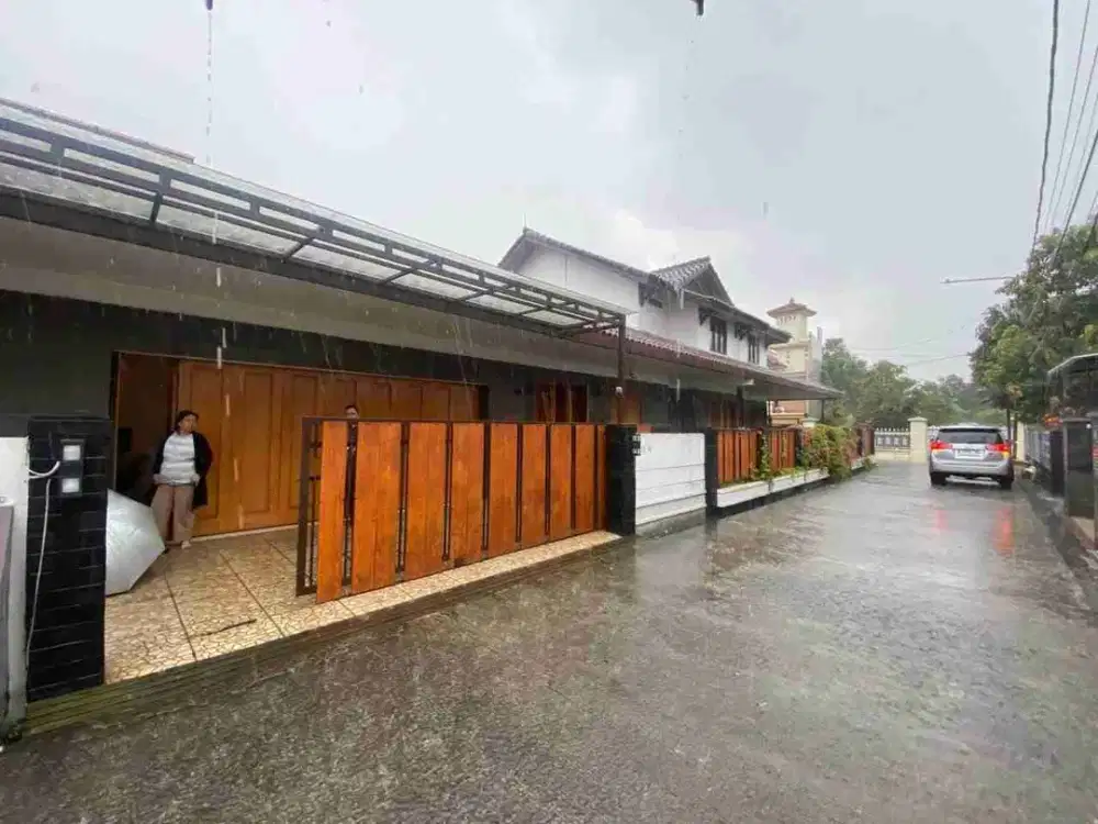 Jual Aset Lelang Bank Rumah Besar Di Jl.Arhanudri  Batununggal