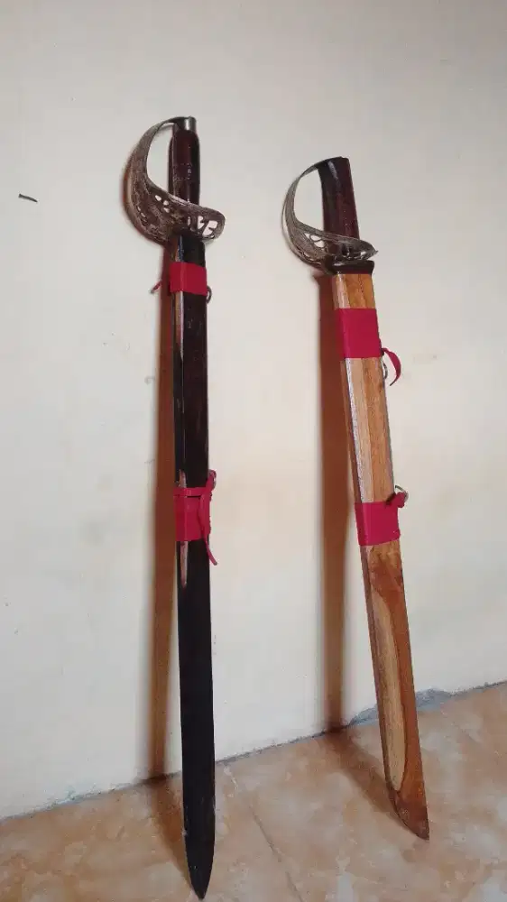 pedang utk perang  bahan baja pilihan