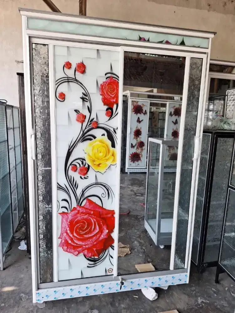 Lemari putih 2 pintu