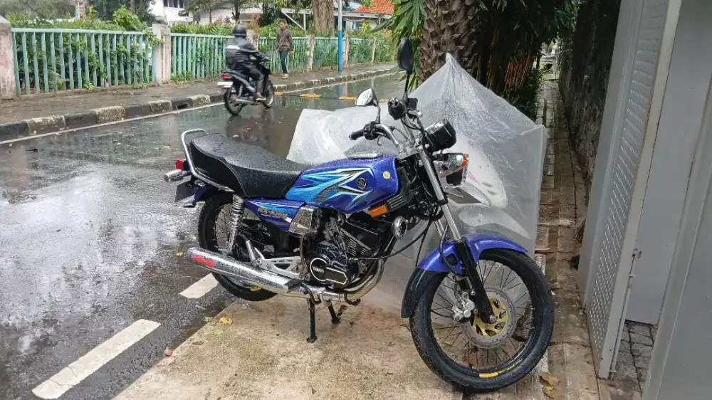RX king 2003 warna biru