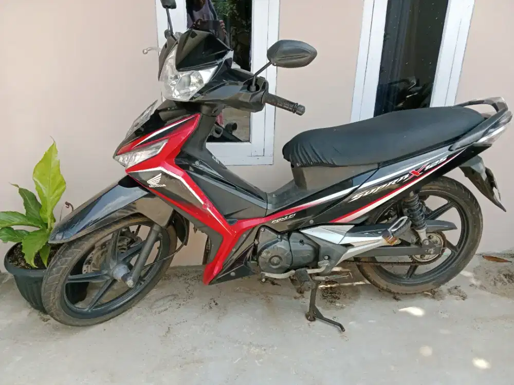 Motor Mulus Pegangan Lansia KM rendah
