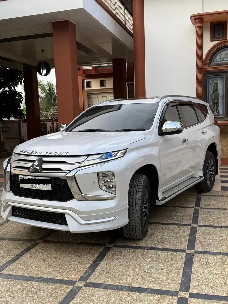 Mitsubishi Pajero Sport (2024)