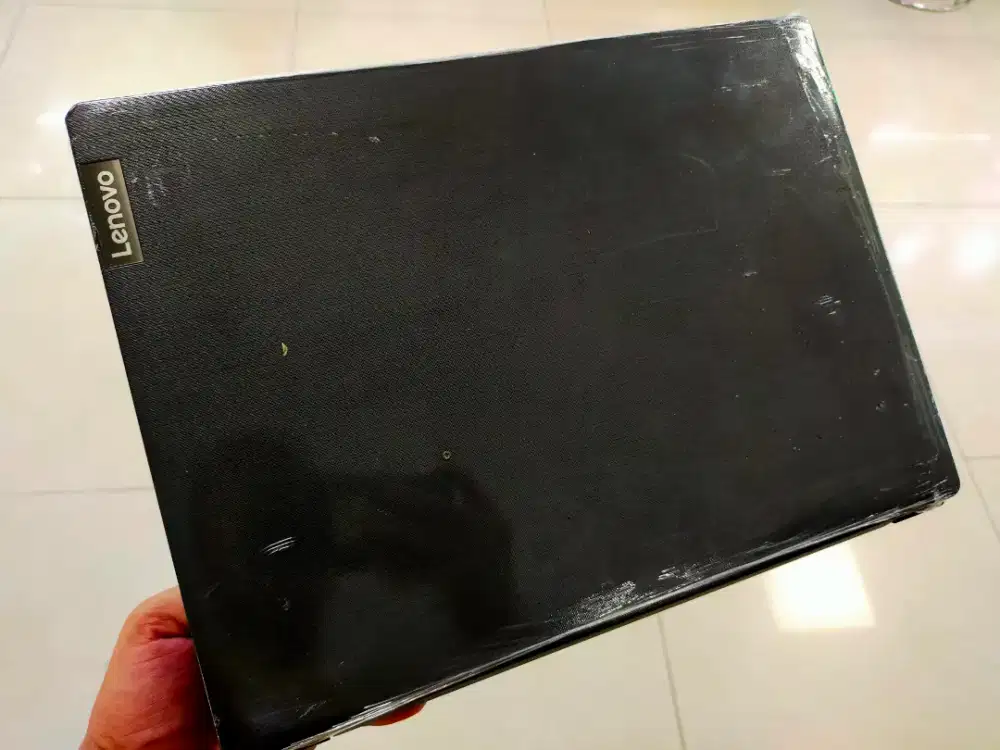 Dijual laptop Lenovo Ideapad Intel i3 gen 10 ram 8GB DDR4 SSD 256GB
