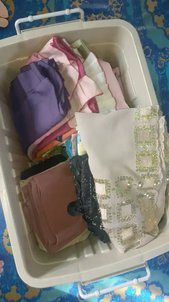 Jilbab preloved 42 pcs