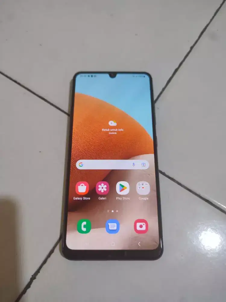 Mau dijual samsung A32, ram 6/128, NFC aktif, batangan