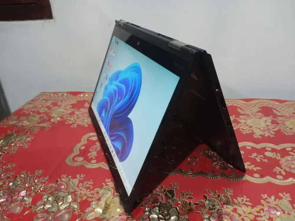 LENOVO THINKPAD X1 Yoga gen 1 Core i7