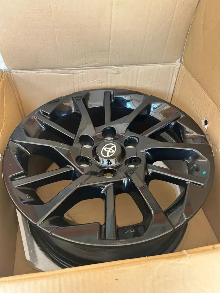 Velg ori fortuner gr sport R18 full black