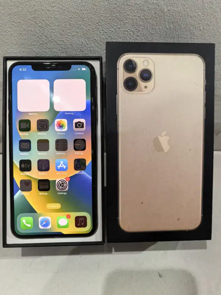 IPhone 11 pro max 256 gold