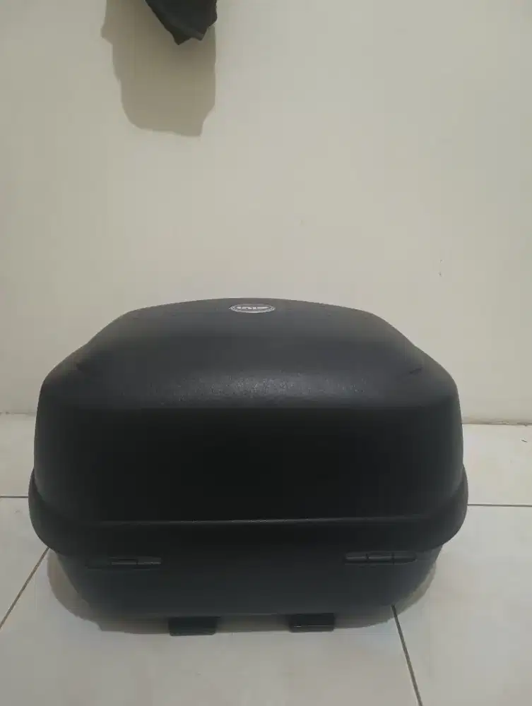 Jual box Givi e33 point masih bagus banget