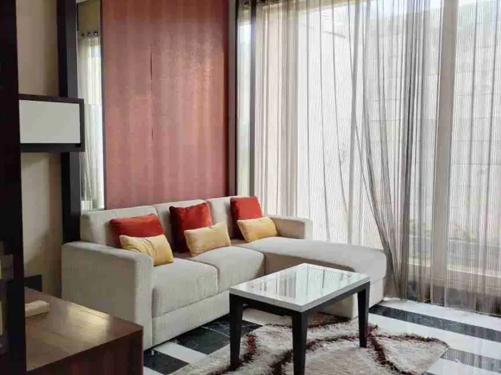 DISEWAKAN RUMAH GRAHA FAMILY