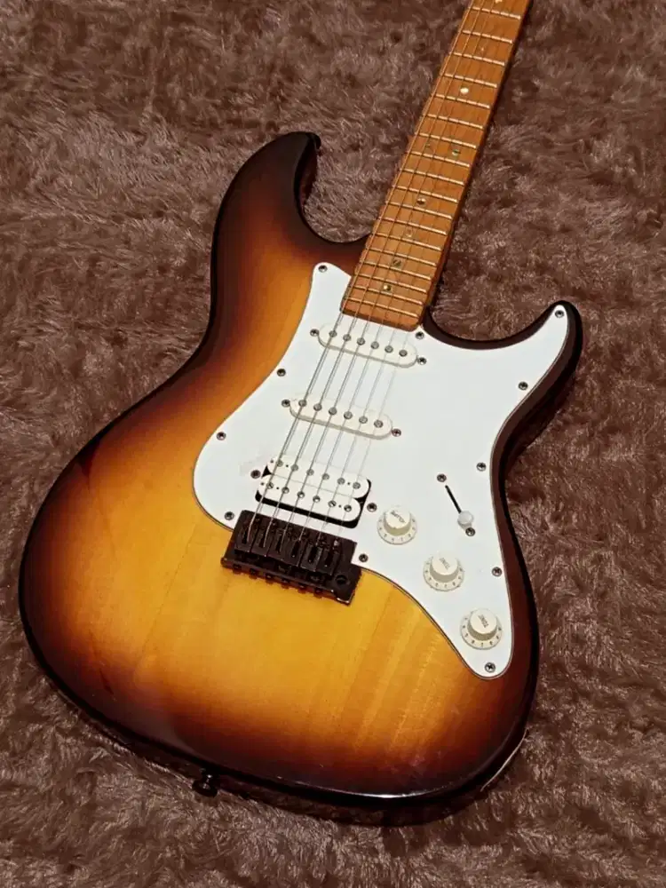 Gitar Elektrik Dame Neo Classicism HSS