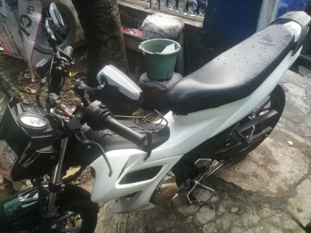 Bu!! suzuki satri F150 2012