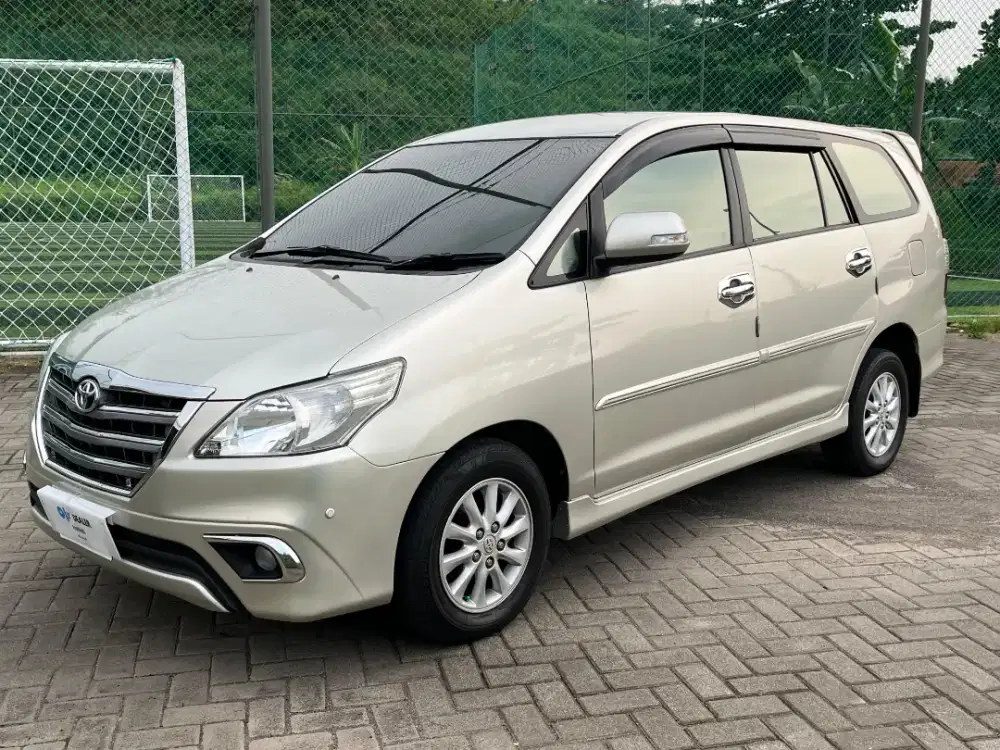 RARE! Innova V AT Diesel Barong 2013