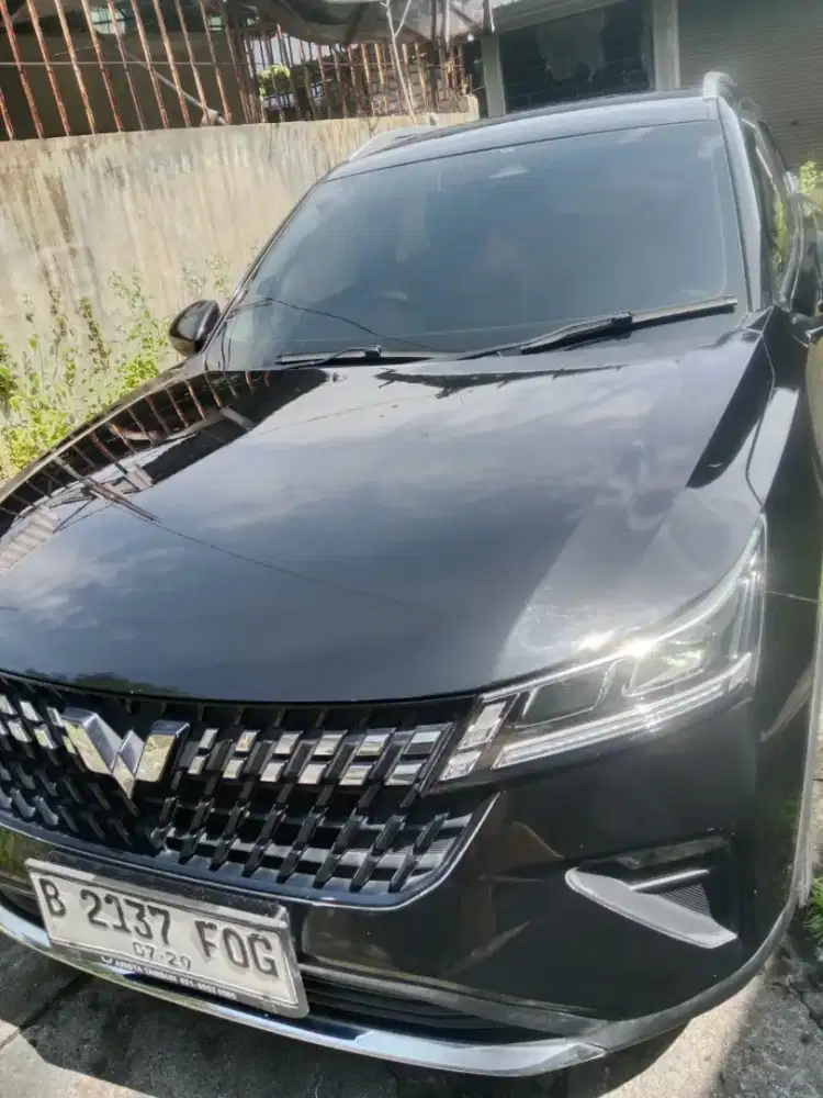 Dijual Wuling Alvez EX Sunroof 2024 Matic Hitam Terawat