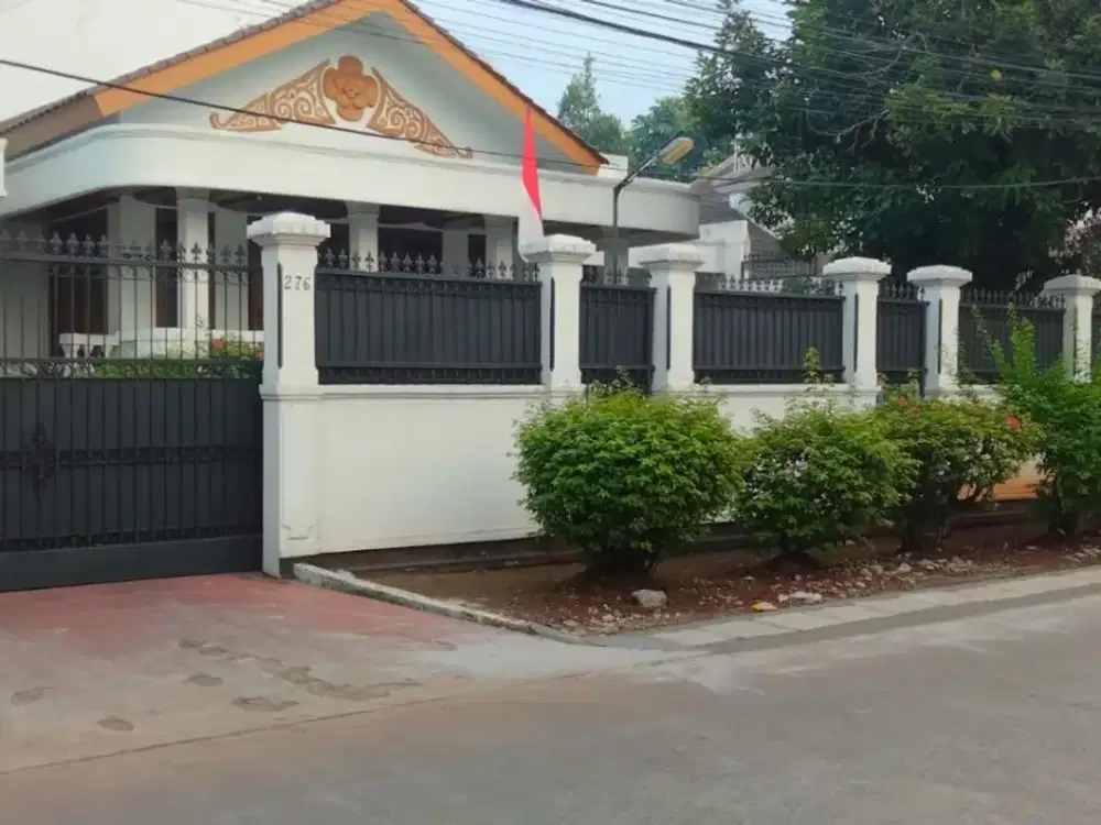 Dijual cepat rumahbagus dan lokasi strategis mau pindah luar kota