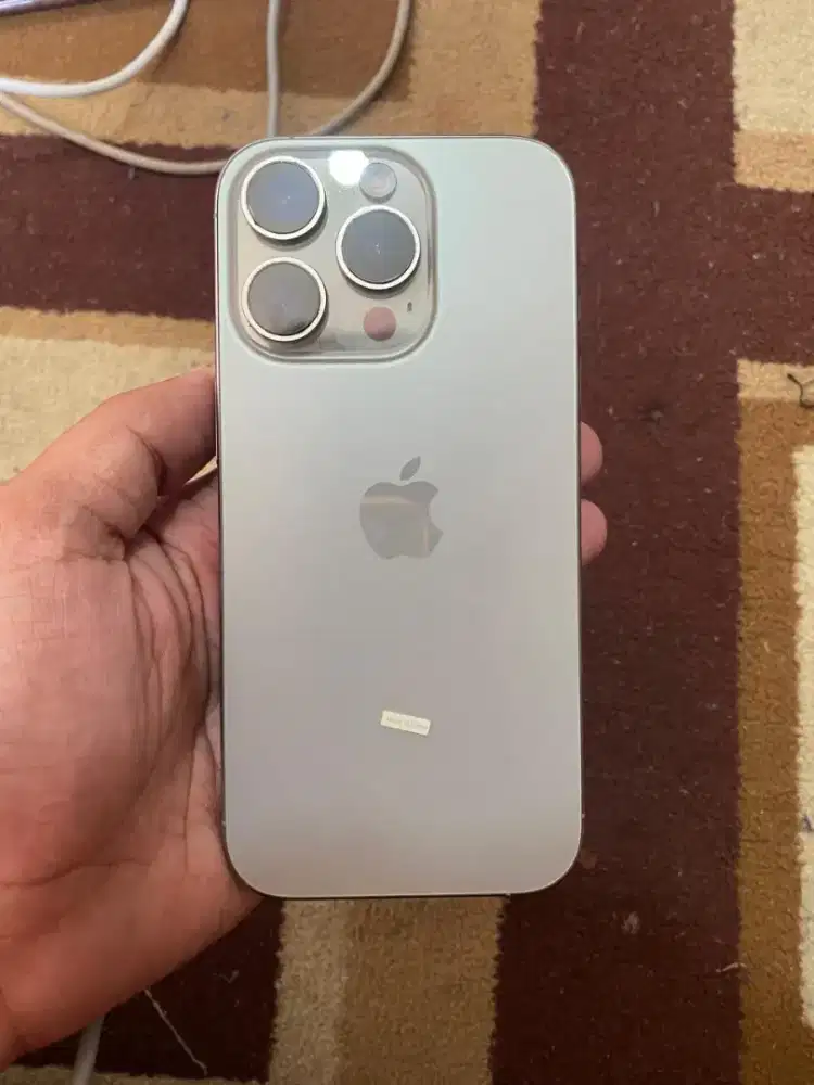 iPhone 16 pro 512gb pemakaian pribadi