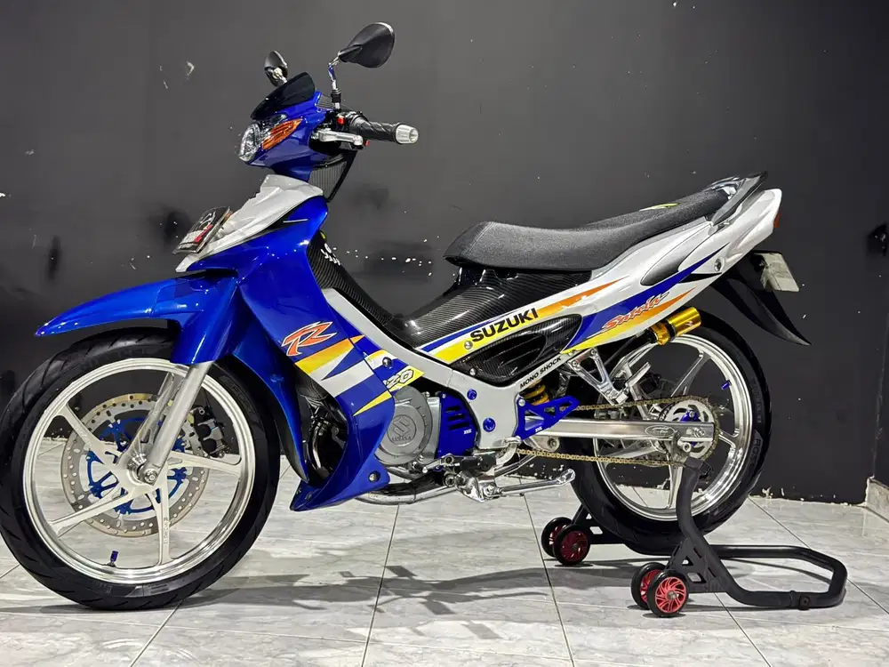 Suzuki satria hiu 120R Lscm biru putih modif ninja hedon 2004,mantap