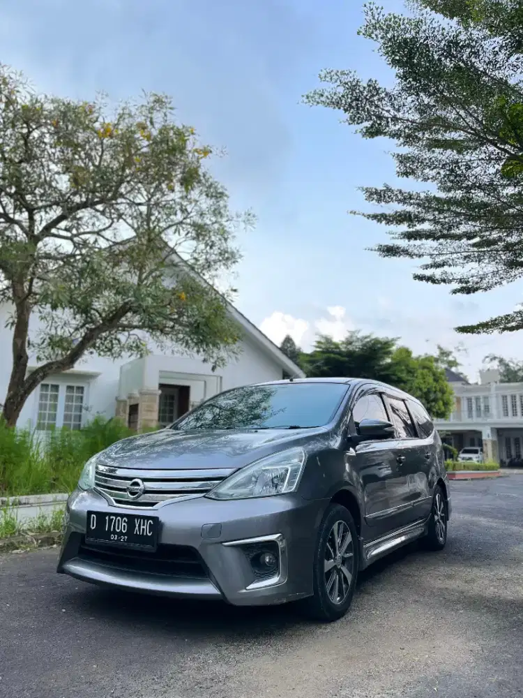 Nissan grand livina HWS 2017