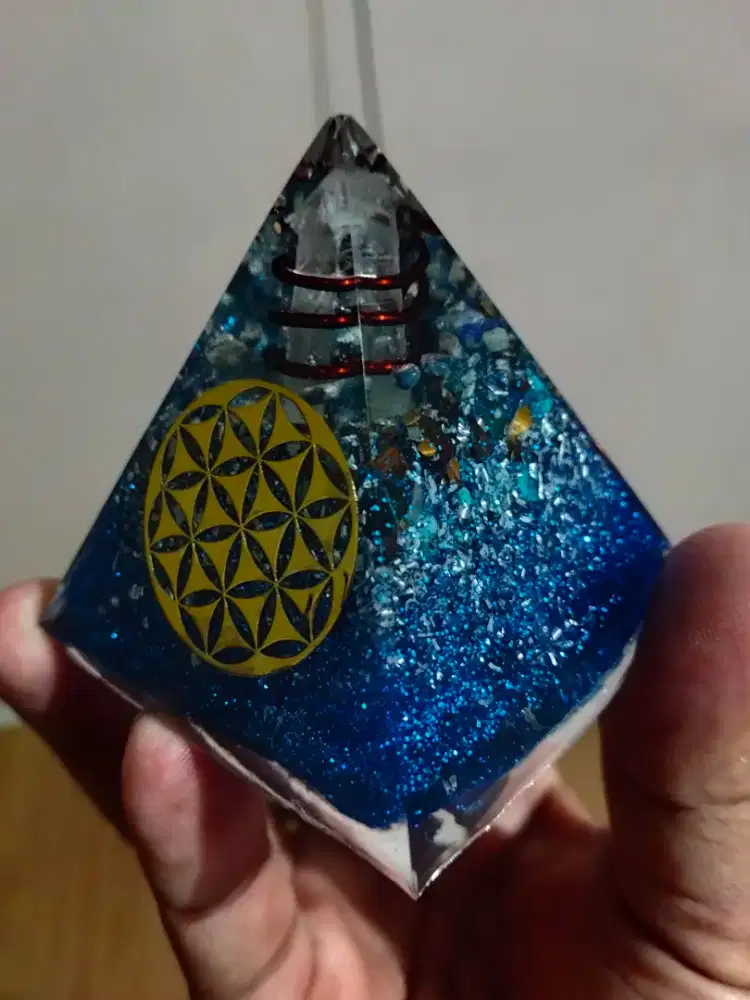 Orgonite kristal Piramida