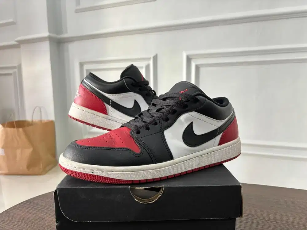 Air Jordan 1 Low Bred Toe 9.5 43