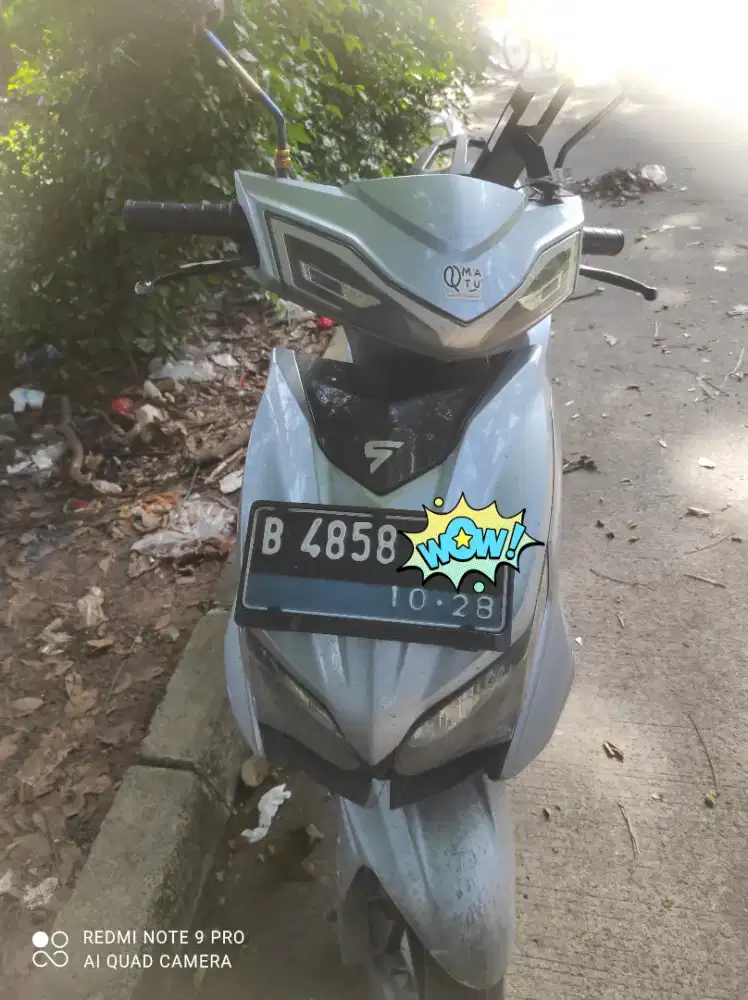 Smoot tempur warna silver