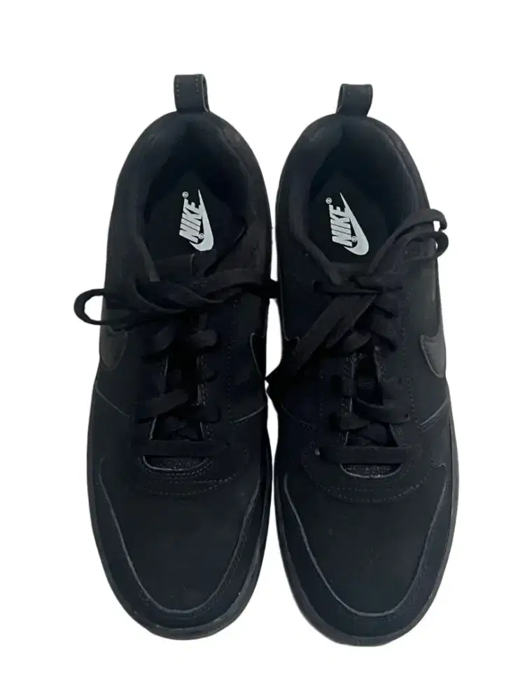 Nike Court Borough Triple Black