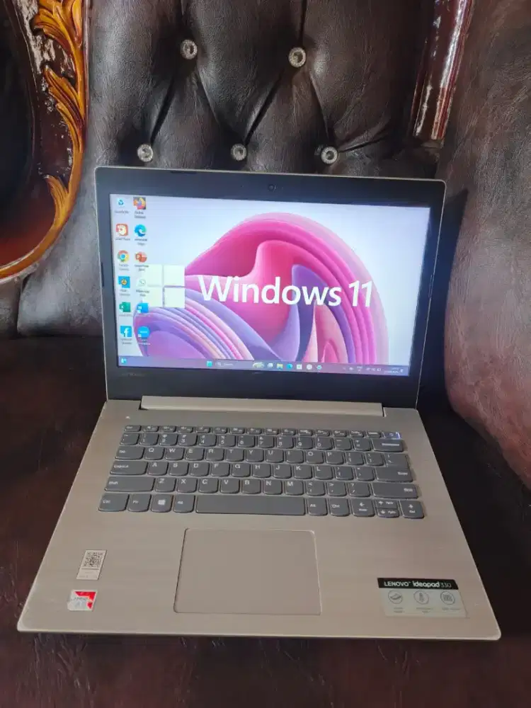 Laptop lenovo Amd A9-9425 gen 7th Ram 8gb ddr4 ssd 256gb win 11 (Nego)