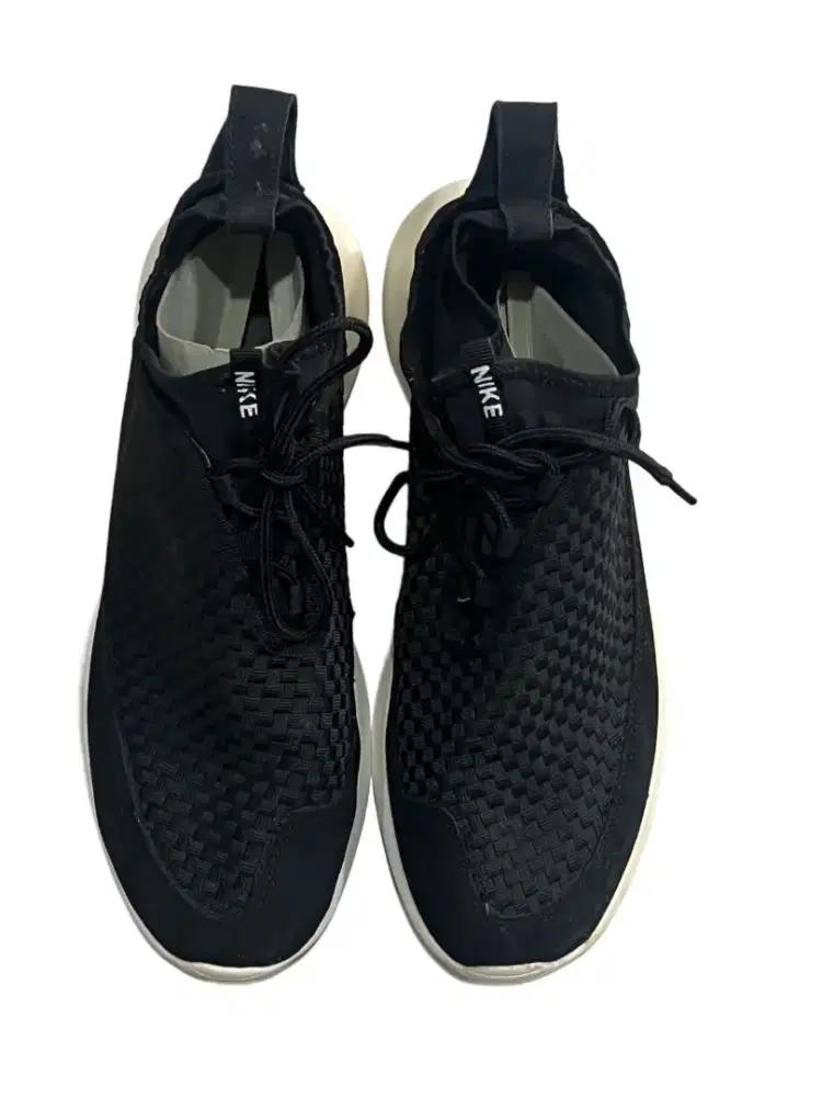 Nike Air Woven Black