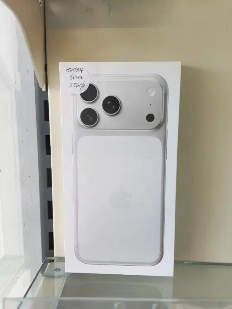 Kredit Kredivo iPhone 17 pro max 256 gb Silver