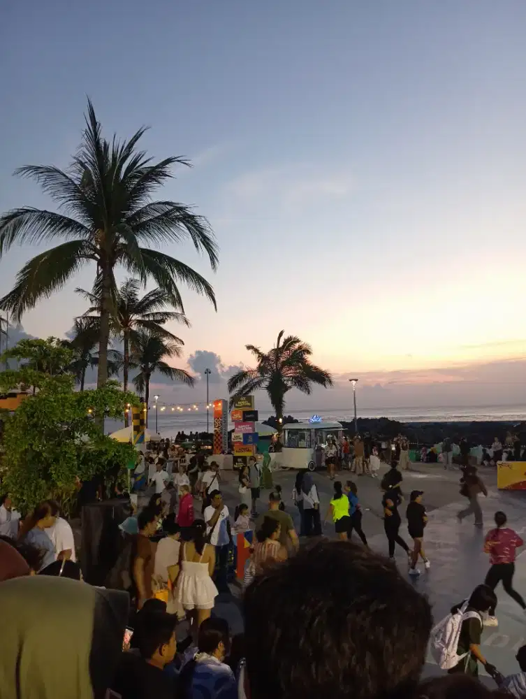 Loker warung makan babi