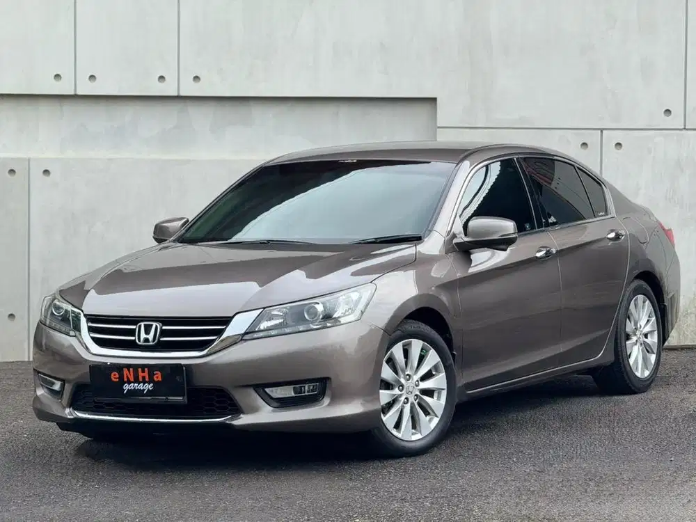 Dp 3JT.. Honda ACCORD 2.4 VTi A/T 2013.. eNHa garage Semarang..