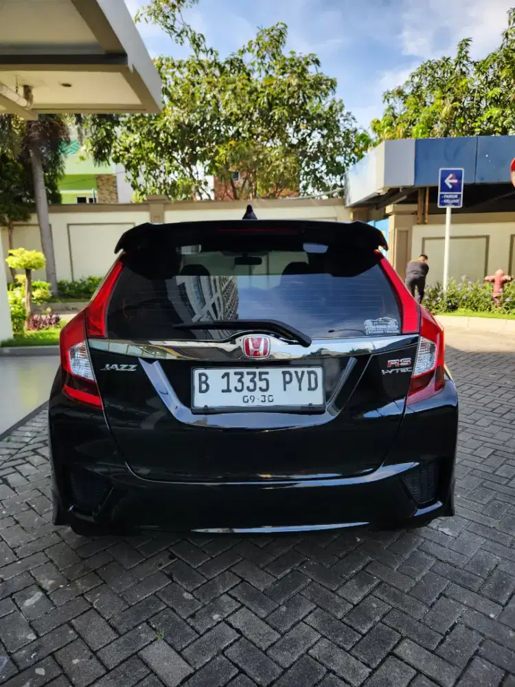 HONDA.  JAZZ. RS.  AT. 15