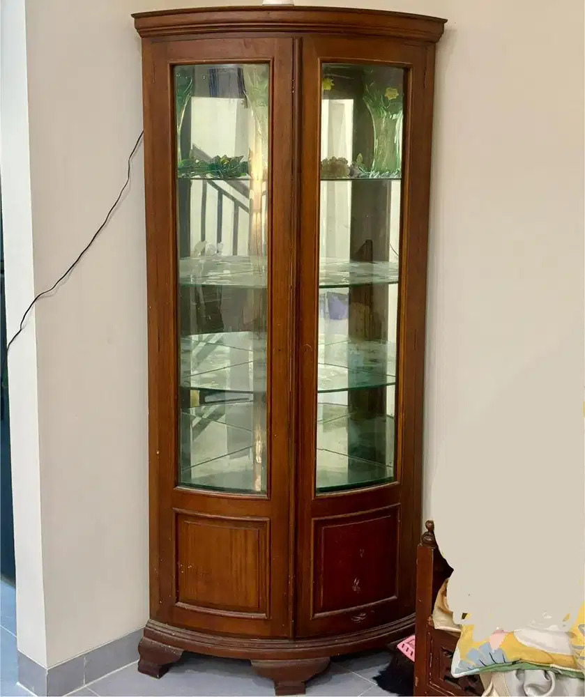 Lemari Kayu Kaca Jati 100%, Pajangan Sudut