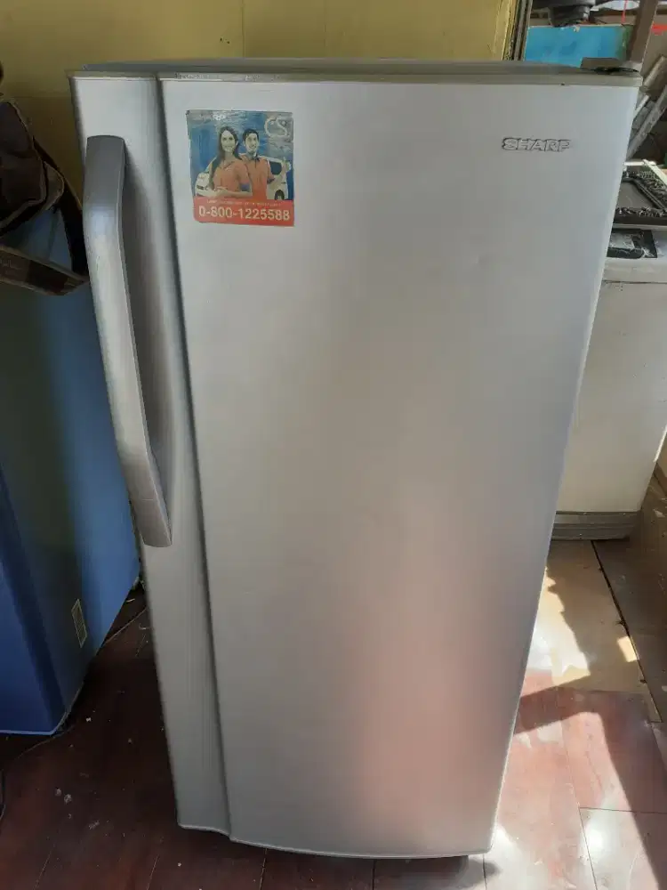 Jual klkas sharp normal mulus garansi di anter.