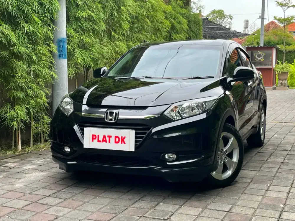 Honda HRV 1.5 E CVT Hitam 2016