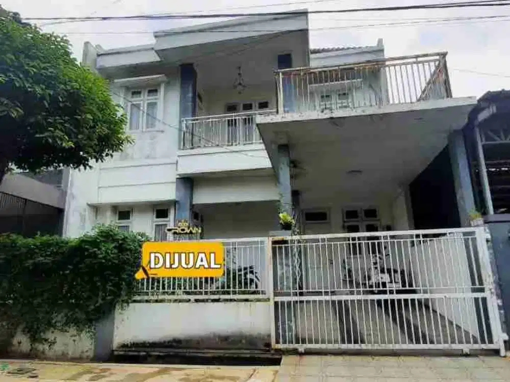 MURAH BEBAS BANJIR !! Kemang Pratama 3 Rumah Depan Taman