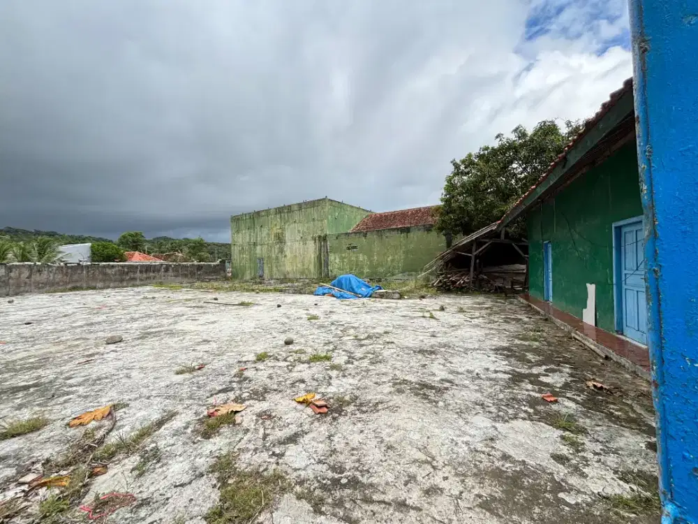 DI JUAL GEDUNG WALET LUAS 703 m² LUAS TANAH 2.752 m² GARUT SELATAN