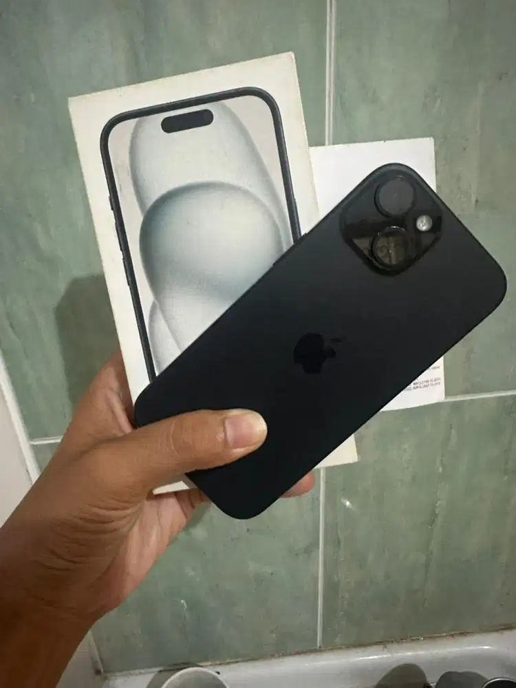 Fs iphone 15 black