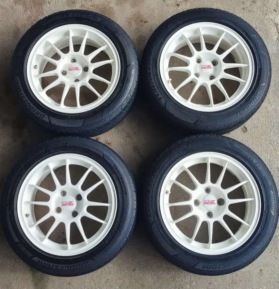 Velg Racing OZ SUPERLEGGERA Original Made in ITALY R15 PCD 100 ET37/7