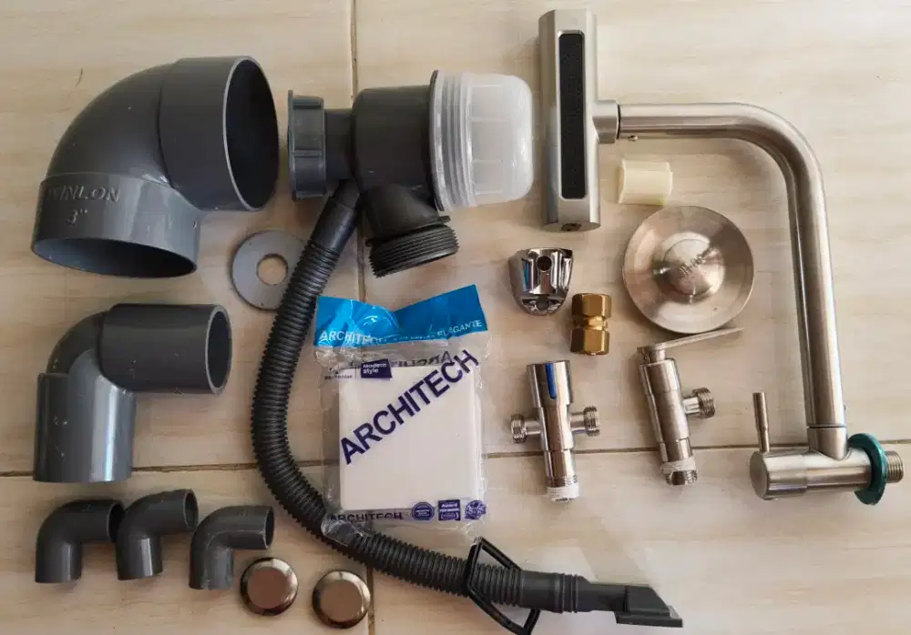 Wastafel Cabang Pipa Apur Keran Air