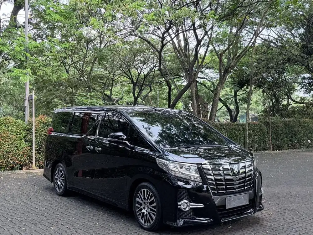 Low KM! Toyota Alphard SC Premium Sound 2015 Vellfire S400 GL400 E300