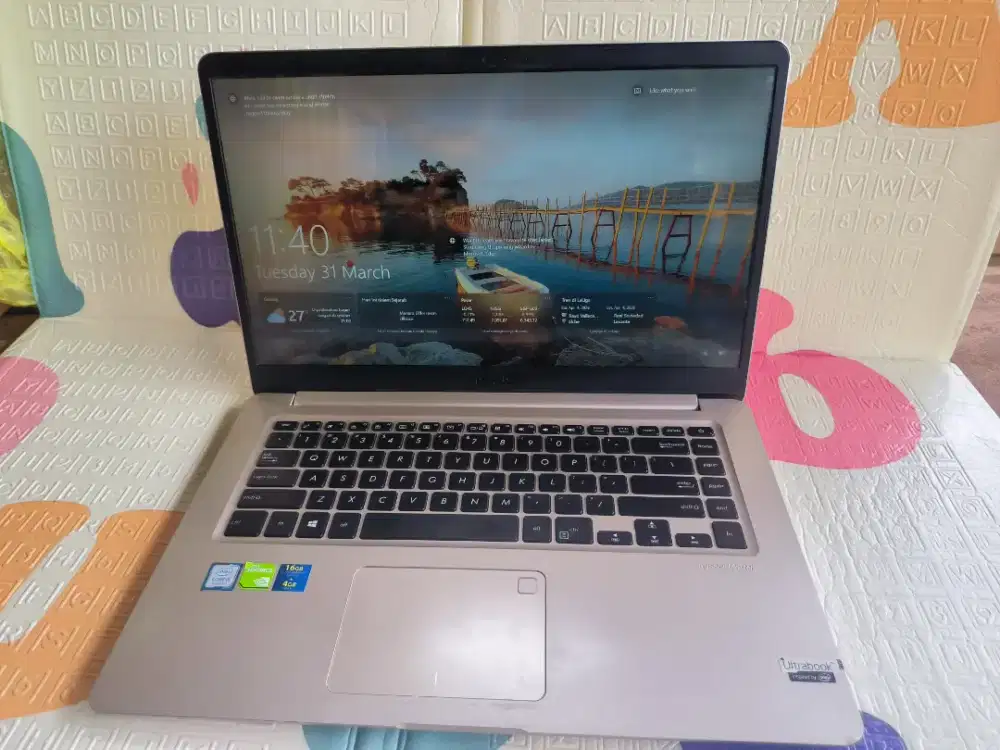 Asus vivobook s15