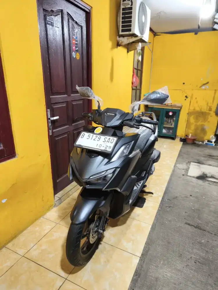 Bissmillah dijual motor Honda Vario 160cc 2024 istimewa