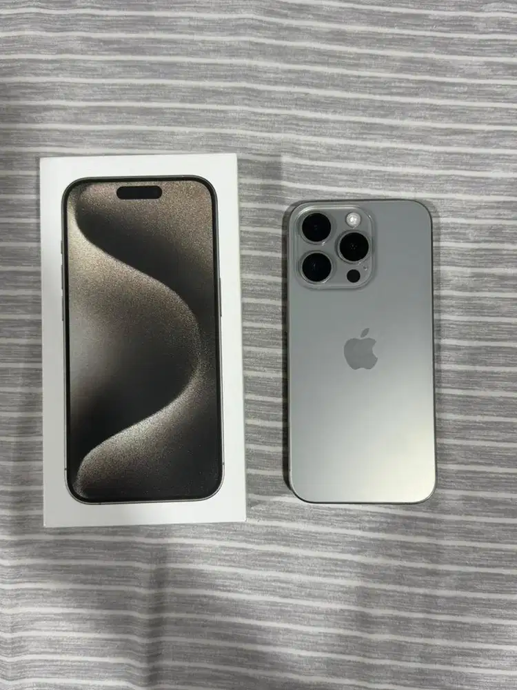 Iphone 15 pro natural titanium