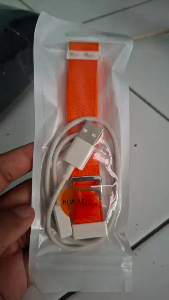 Strap Huawei 8 + kabel Charger